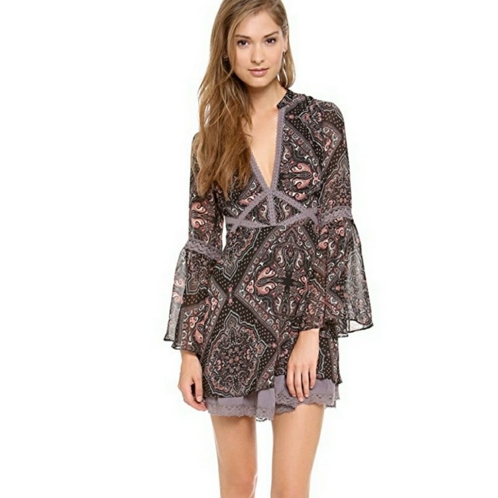 Free People Moonlight Bay Paisley Print Dress Bell
Sleeve
